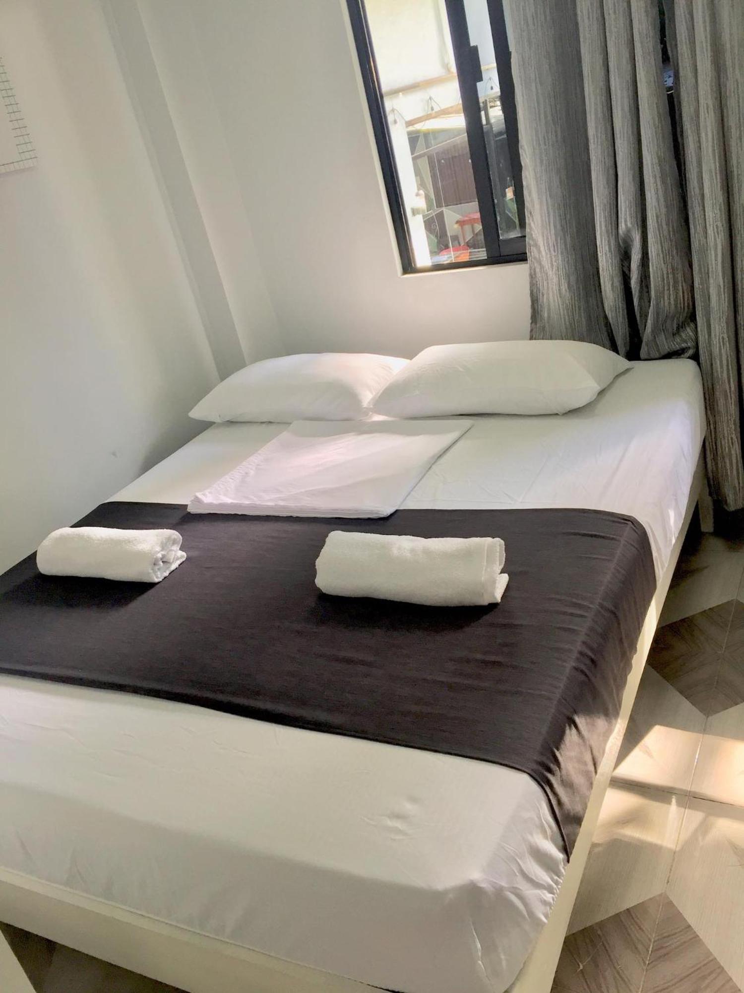 Ziet Hotel Mambajao Room photo